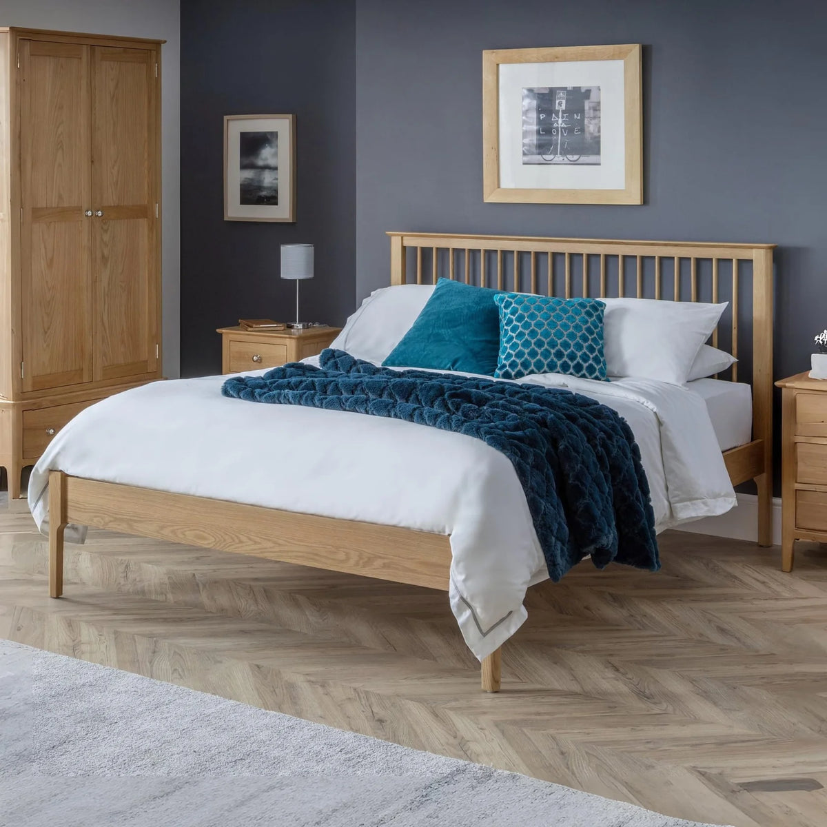 Bed iconic abode