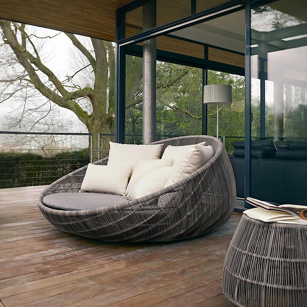 Elysia Rattan Round Outdoor Daybed - recliner sofa bed