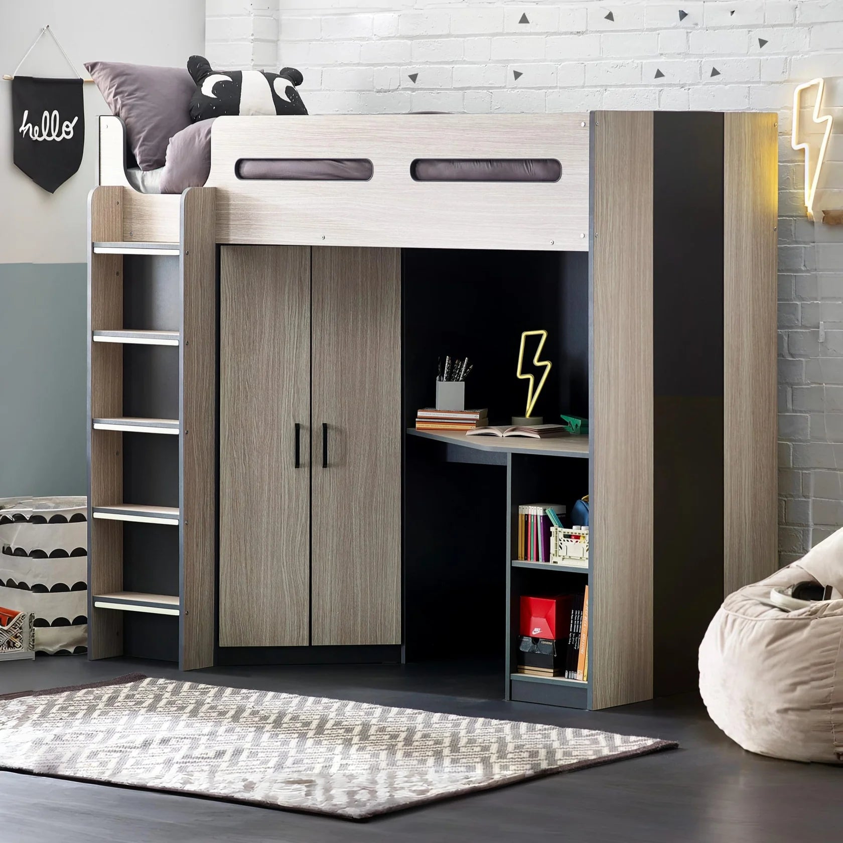 Bed Iconic abode