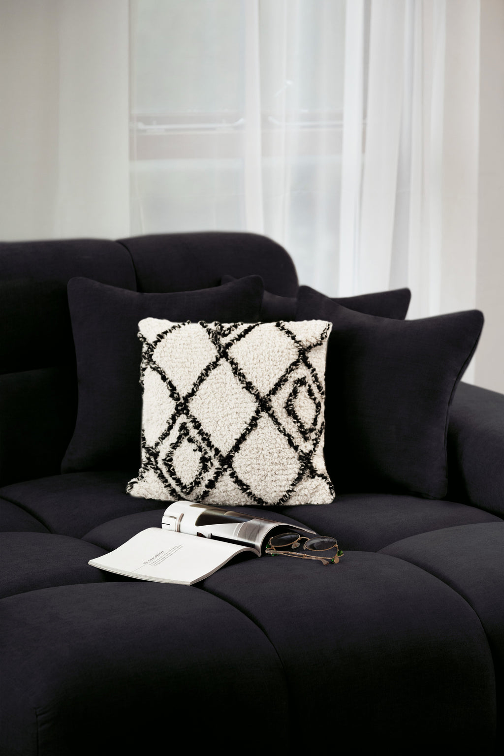 Jacob Sofa Black Left Hand Facing Corner