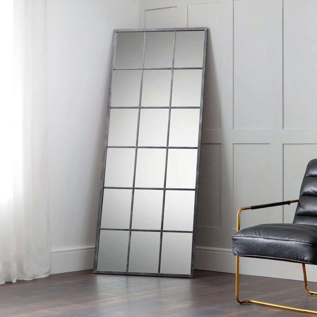 Mirror Iconic abode