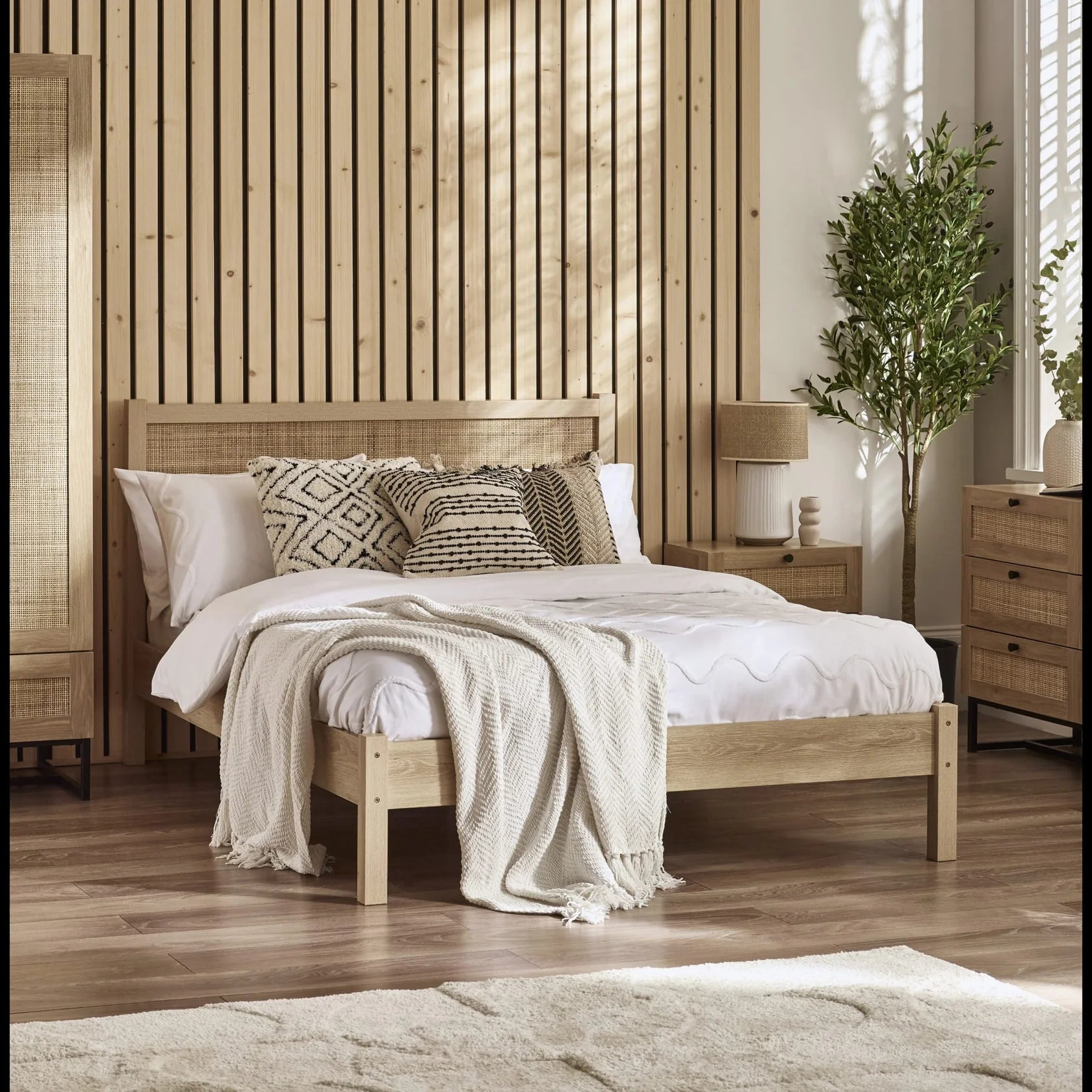 Bed Iconic Abode