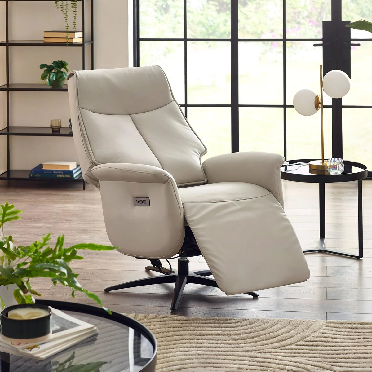 Chair Iconic abode