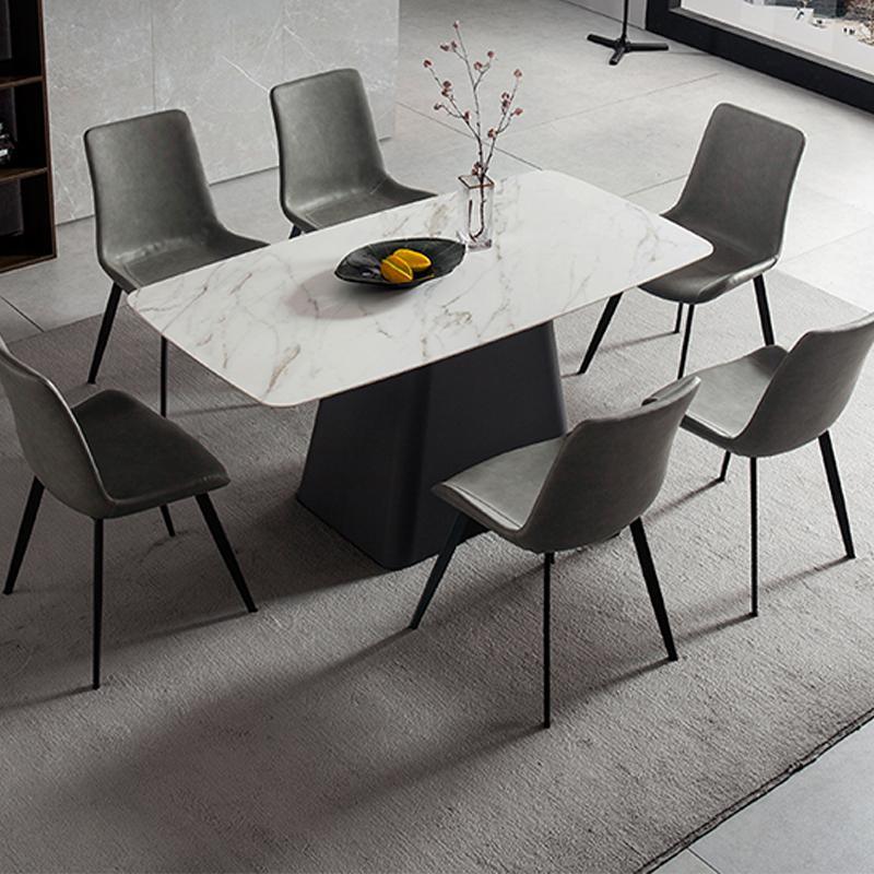 Bontempi Dining Table, Sintered Stone in a lifestyle setting with round table dining room