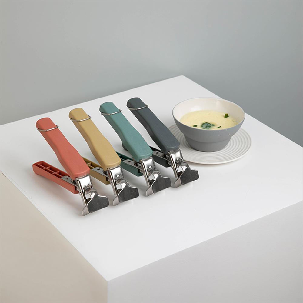 Nordic Plate Lifter Gripper And Hot Plate Holder-Weilai-Weilai Concept
