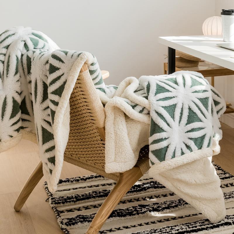 TU33 Blanket-Weilai Concept-Weilai Concept
